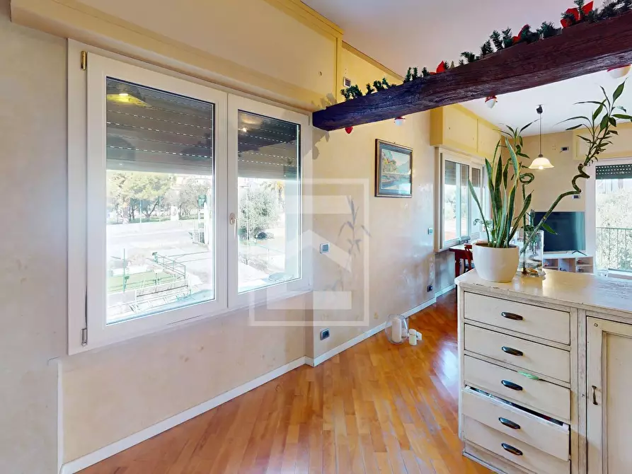 Immagine 17 di Appartamento in vendita  in via statale a Toscolano-Maderno