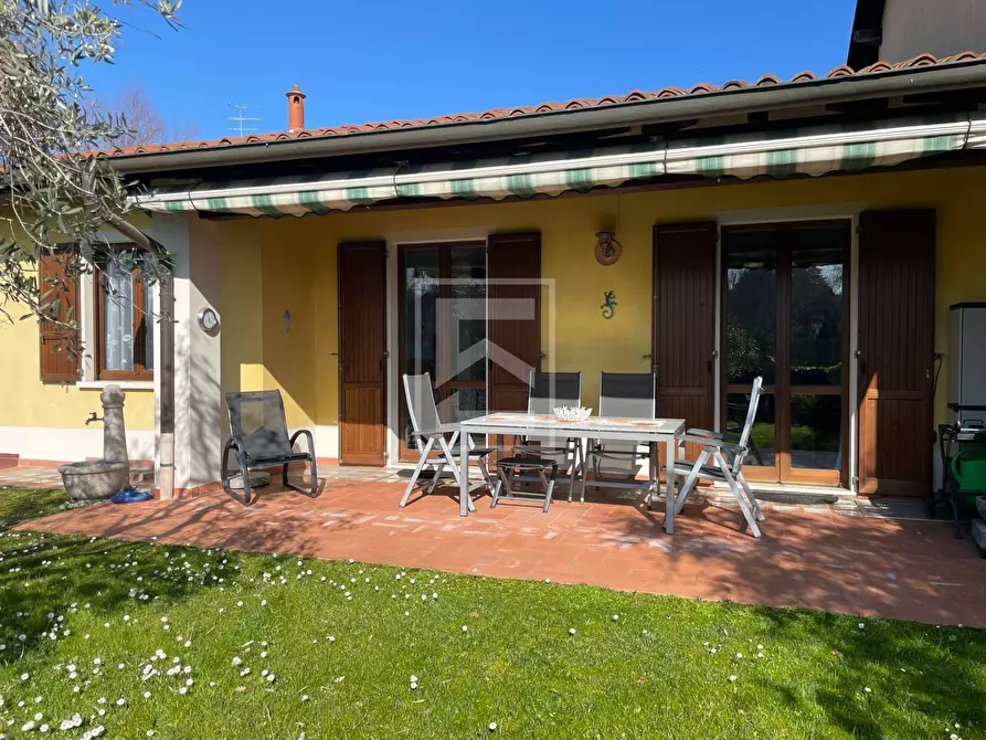 Immagine 29 di Casa bifamiliare in vendita  in via castellana a Soiano Del Lago