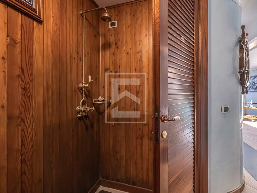 Immagine 22 di Villa in vendita  in Via Tommaso dal Molin a Desenzano Del Garda