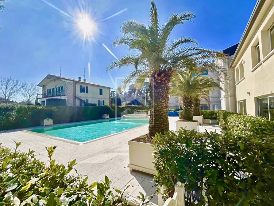 Immagine 26 di Villa in vendita  in Via Tommaso dal Molin a Desenzano Del Garda