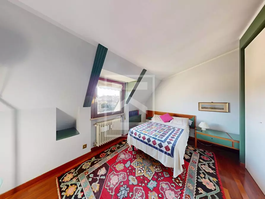 Immagine 23 di Attico in vendita  in Via Scavi Romani a Desenzano Del Garda