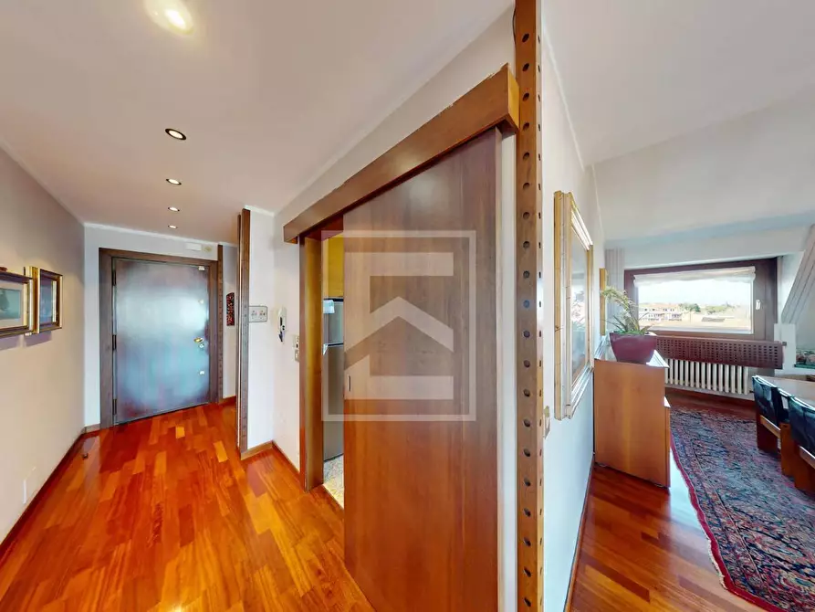 Immagine 25 di Attico in vendita  in Via Scavi Romani a Desenzano Del Garda