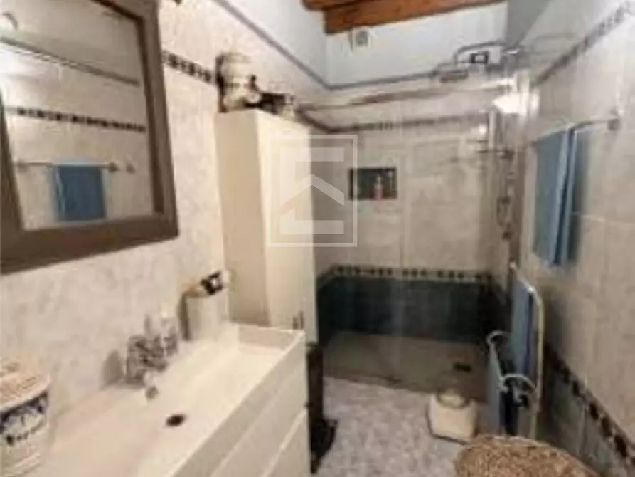 Immagine 8 di Appartamento in vendita  in Via Cavour a Salò