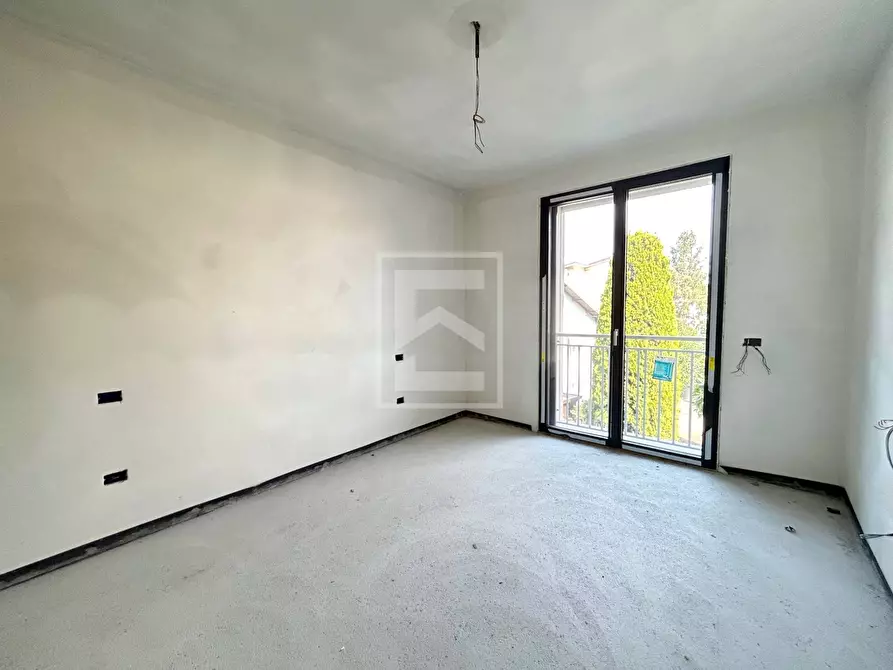 Immagine 12 di Appartamento in vendita  in Via Pasubio a Desenzano Del Garda