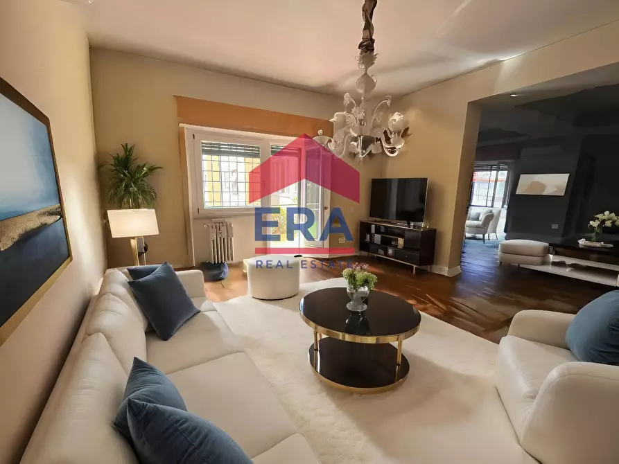 Immagine 22 di Appartamento in vendita  in Viale Della Tecnica a Roma