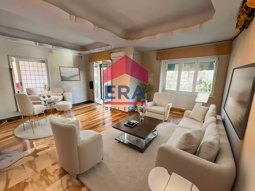 Immagine 24 di Appartamento in vendita  in Viale Della Tecnica a Roma