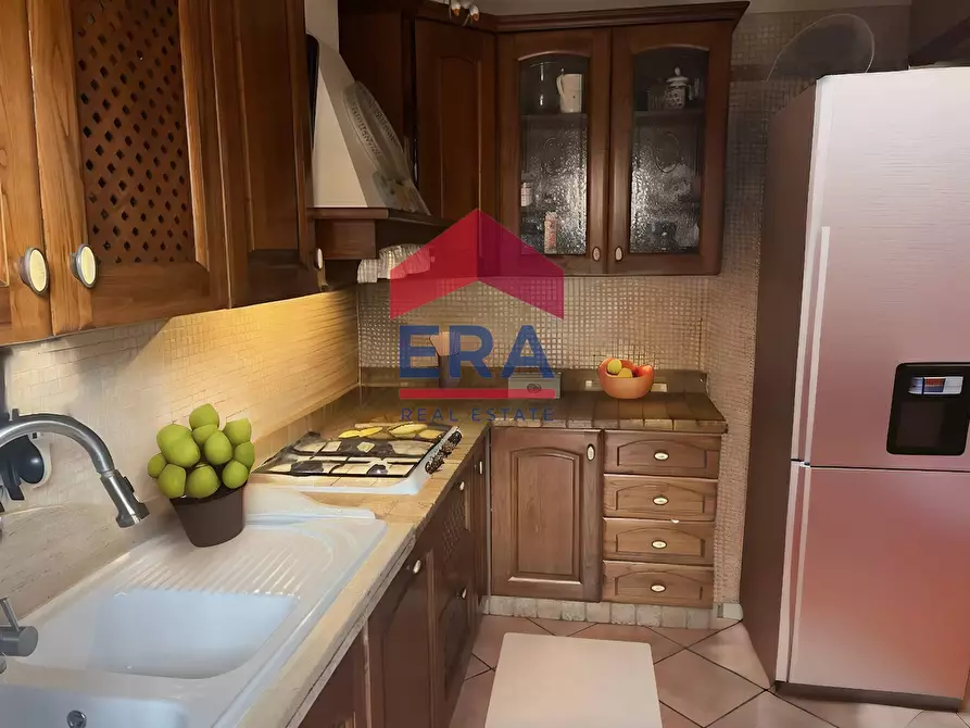 Immagine 2 di Appartamento in vendita  in Via Tina Modotti a Roma