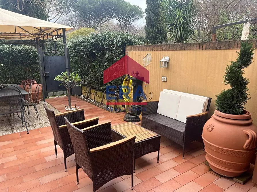 Immagine 11 di Appartamento in vendita  in Via Tina Modotti a Roma