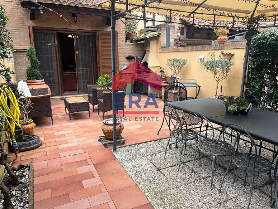 Immagine 14 di Appartamento in vendita  in Via Tina Modotti a Roma