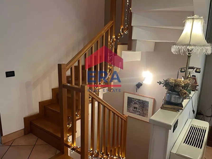 Immagine 15 di Appartamento in vendita  in Via Tina Modotti a Roma