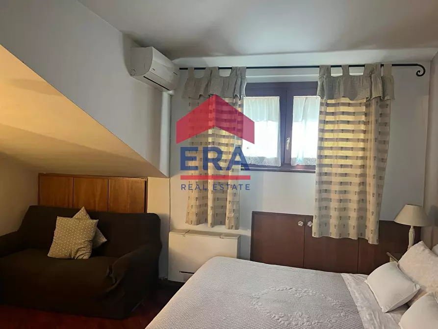 Immagine 17 di Appartamento in vendita  in Via Tina Modotti a Roma