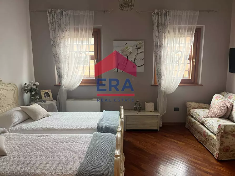 Immagine 28 di Appartamento in vendita  in Via Tina Modotti a Roma