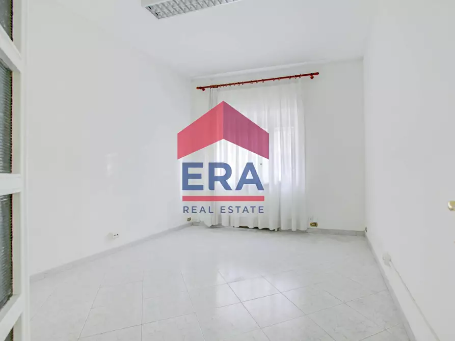 Immagine 12 di Appartamento in vendita  in Via Asmara a Roma