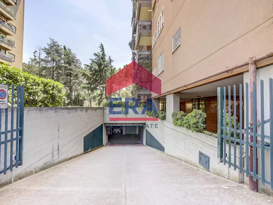 Immagine 3 di Box auto in vendita  in via Giuseppe Tomasi di Lampedusa a Roma