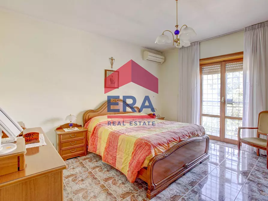 Immagine 10 di Casa bifamiliare in vendita  in Via Treviso a Pomezia