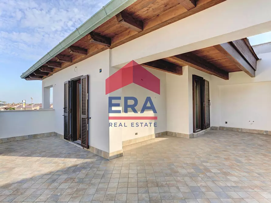 Immagine 5 di Villa in vendita  in Viale Nuova Florida a Ardea