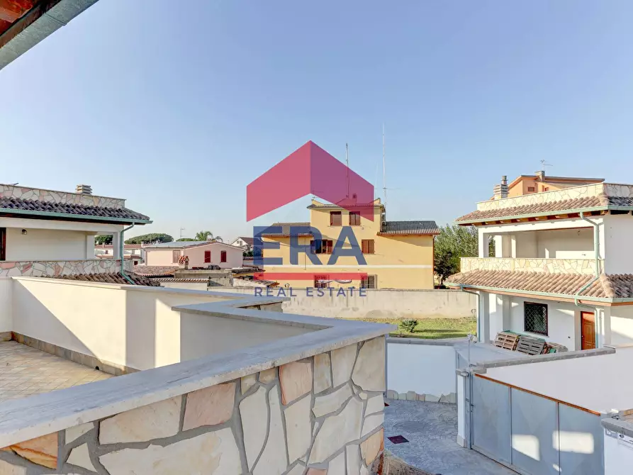 Immagine 21 di Villa in vendita  in Viale Nuova Florida a Ardea