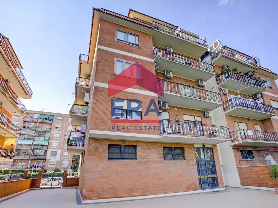 Immagine 16 di Appartamento in vendita  in Viale Manzoni a Pomezia