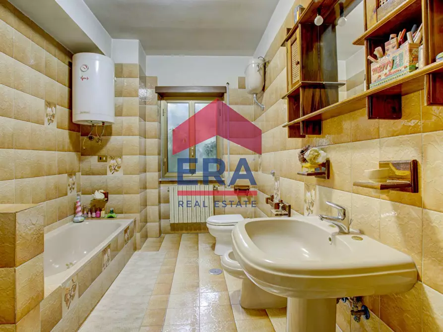 Immagine 20 di Villa in vendita  in Via Spoleto a Pomezia