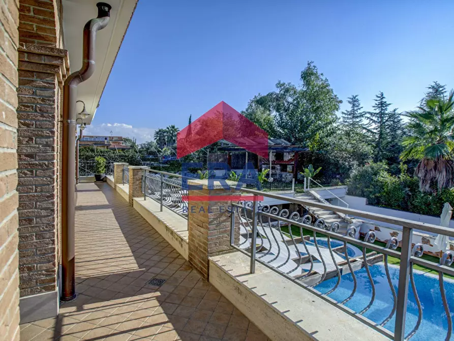 Immagine 23 di Villa in vendita  in Via Di Trigoria a Roma