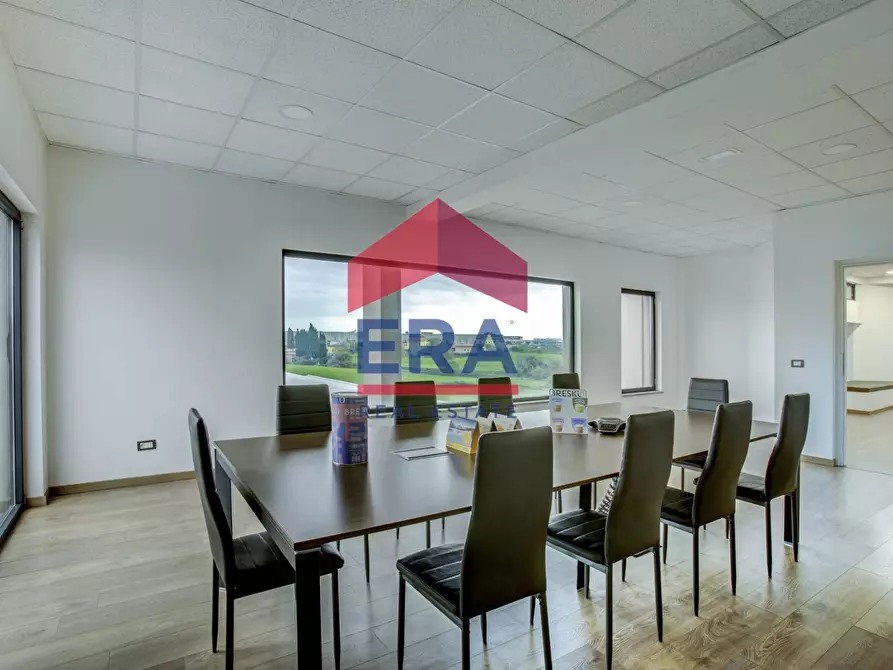 Immagine 13 di Capannone industriale in vendita  in Via delle Albicocche a Pomezia