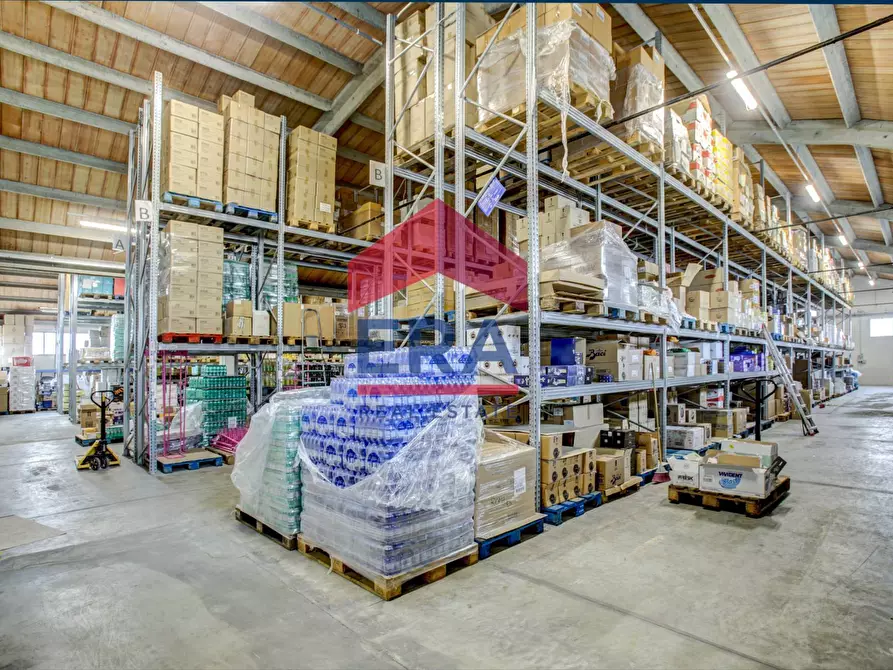 Immagine 17 di Capannone industriale in vendita  in Via delle Albicocche a Pomezia