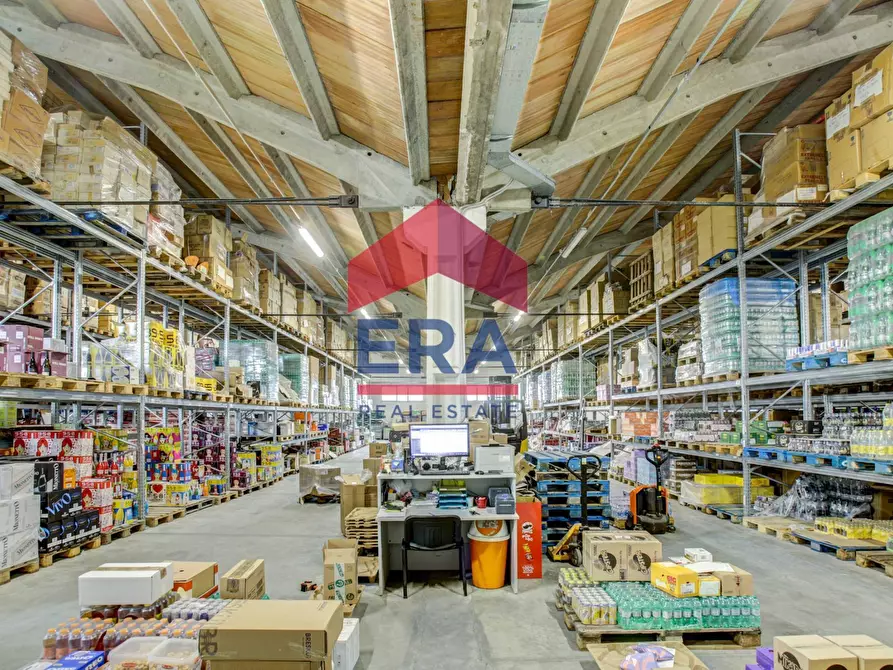 Immagine 19 di Capannone industriale in vendita  in Via delle Albicocche a Pomezia