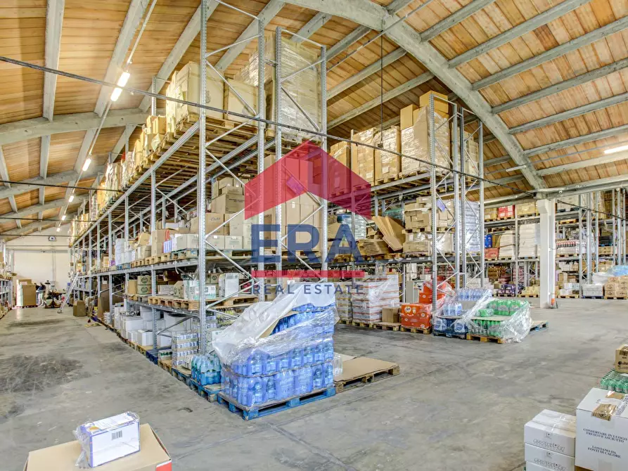 Immagine 21 di Capannone industriale in vendita  in Via delle Albicocche a Pomezia