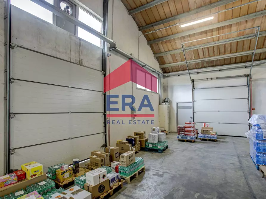 Immagine 23 di Capannone industriale in vendita  in Via delle Albicocche a Pomezia