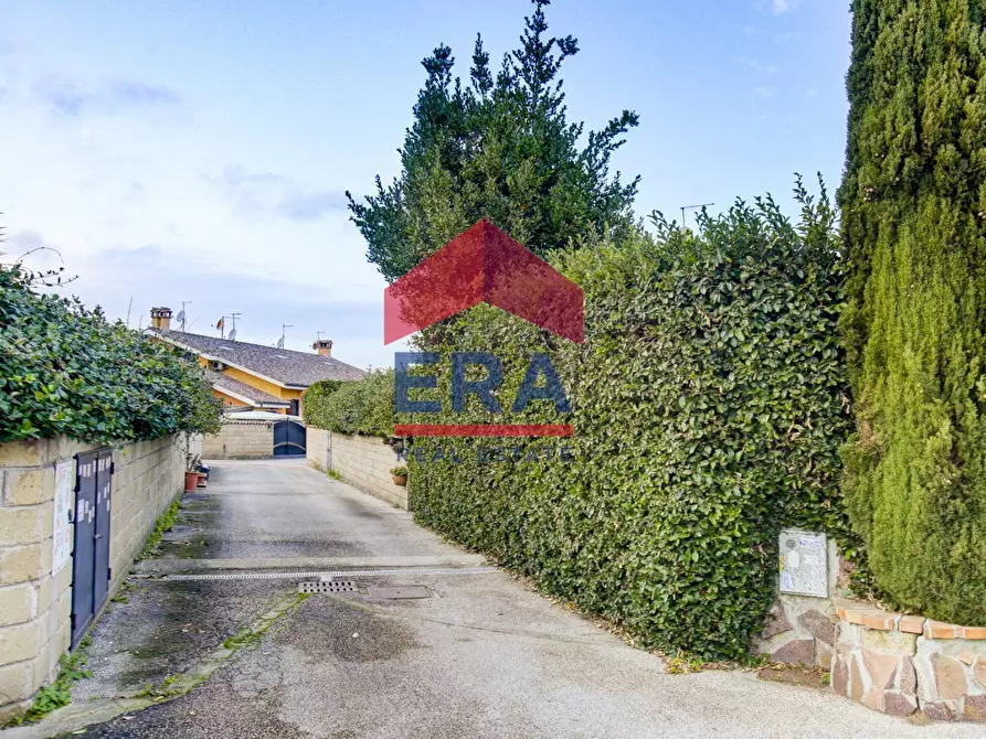 Immagine 20 di Villetta a schiera in vendita  in Via Dobbiaco a Roma