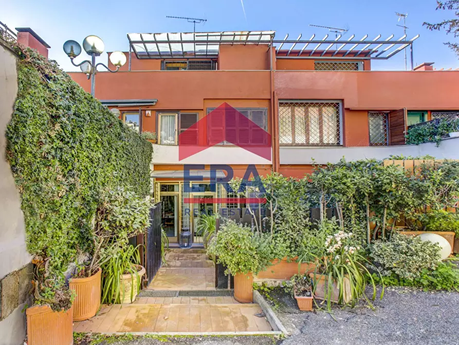 Immagine 5 di Villetta a schiera in vendita  in Via Trionfale a Roma