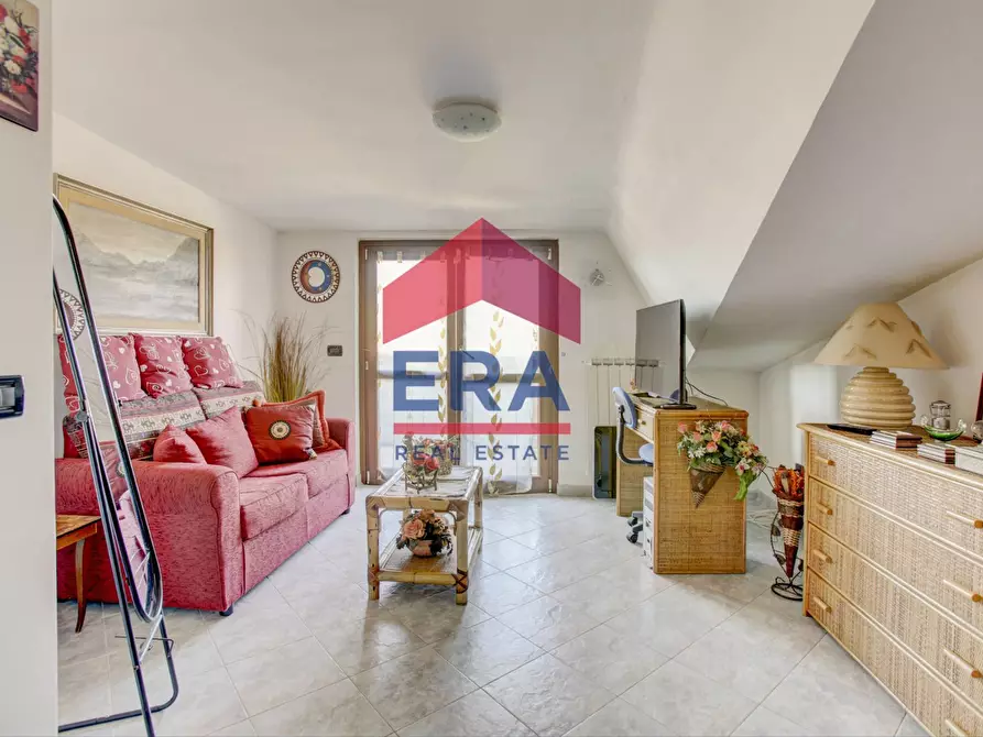 Immagine 26 di Villa in vendita  in Via Afrodite a Pomezia