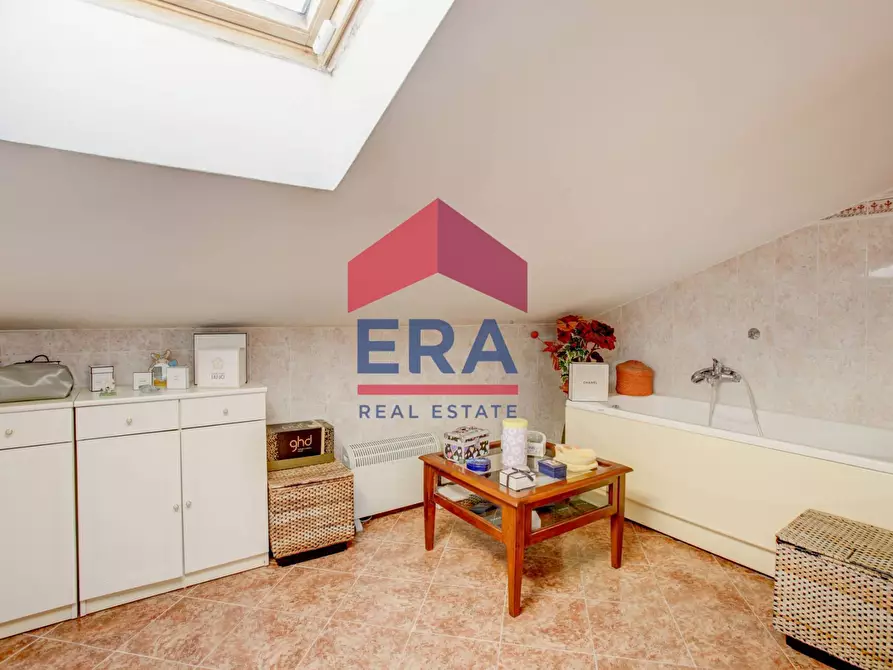 Immagine 28 di Villa in vendita  in Via Afrodite a Pomezia