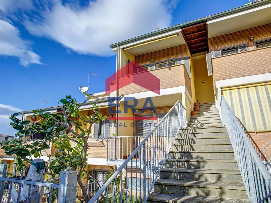 Immagine 1 di Appartamento in vendita  in Via Degli Impressori a Roma