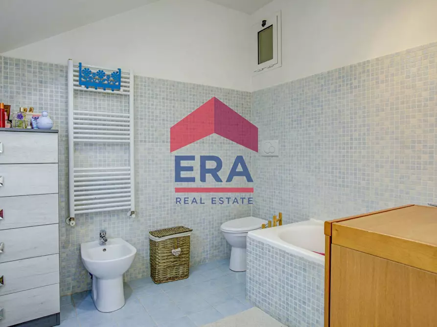 Immagine 9 di Appartamento in vendita  in Via Degli Impressori a Roma