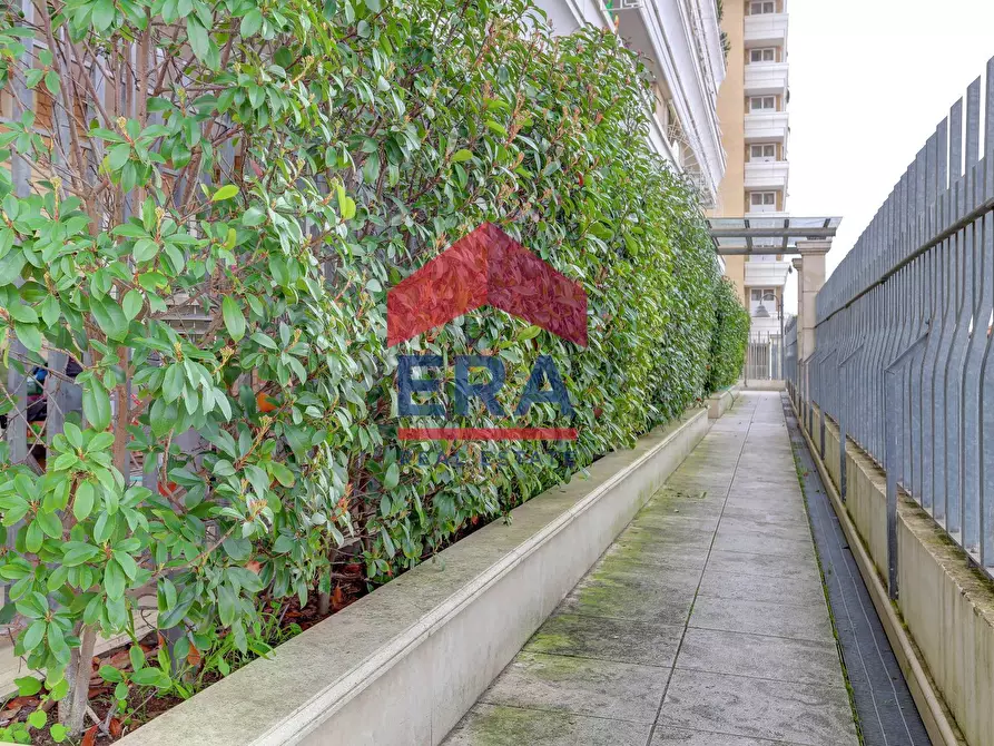 Immagine 20 di Appartamento in vendita  in Via Di Riva Ligure a Roma