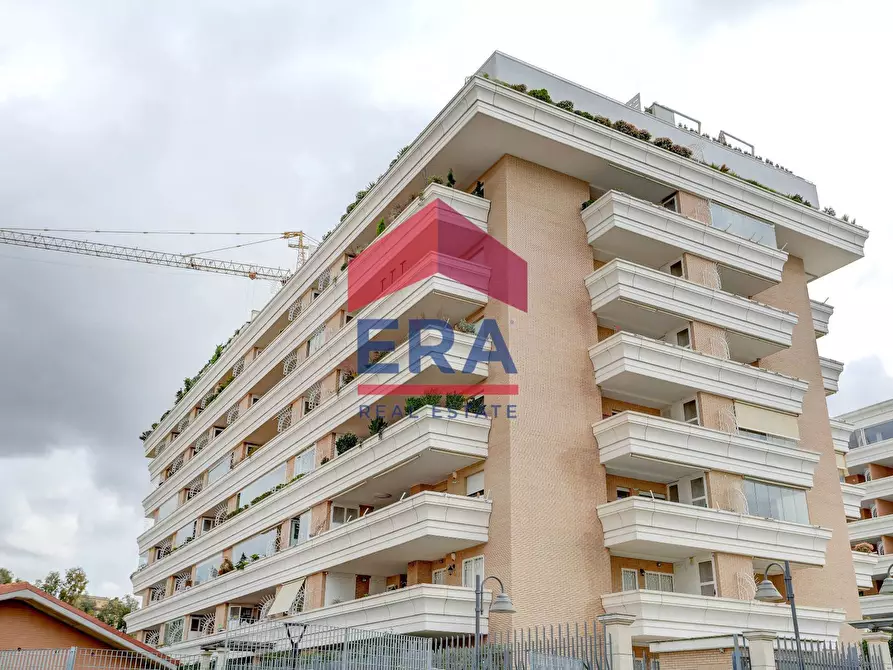 Immagine 21 di Appartamento in vendita  in Via Di Riva Ligure a Roma