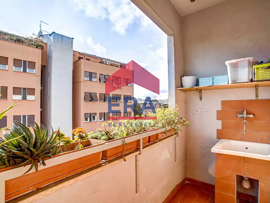 Immagine 20 di Appartamento in vendita  in Via Tor Caldara a Roma