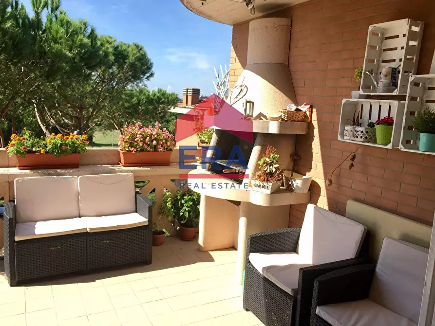 Immagine 27 di Appartamento in vendita  in Via Diego Valeri a Roma