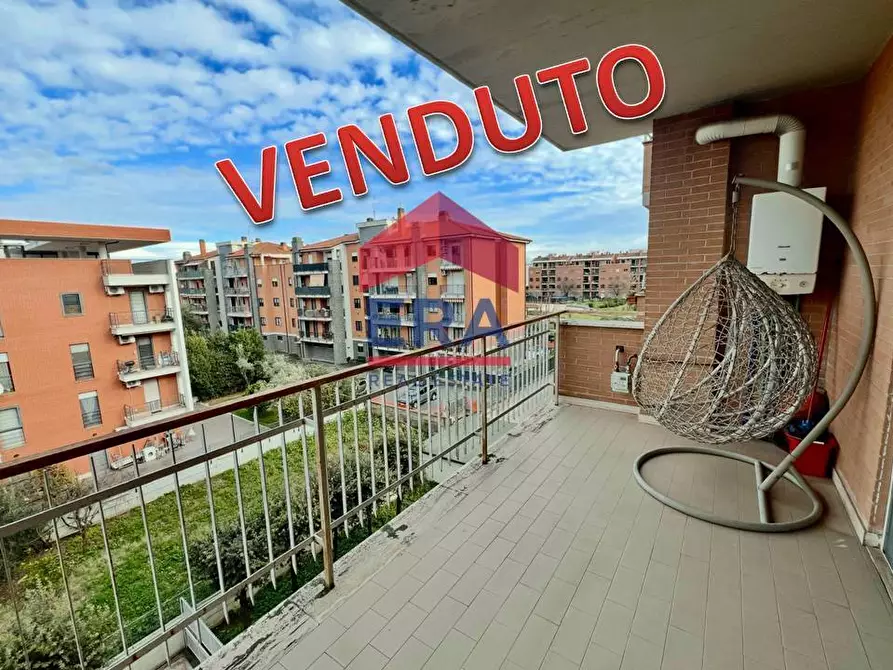 Immagine 1 di Appartamento in vendita  in Viale Cesco Baseggio a Roma