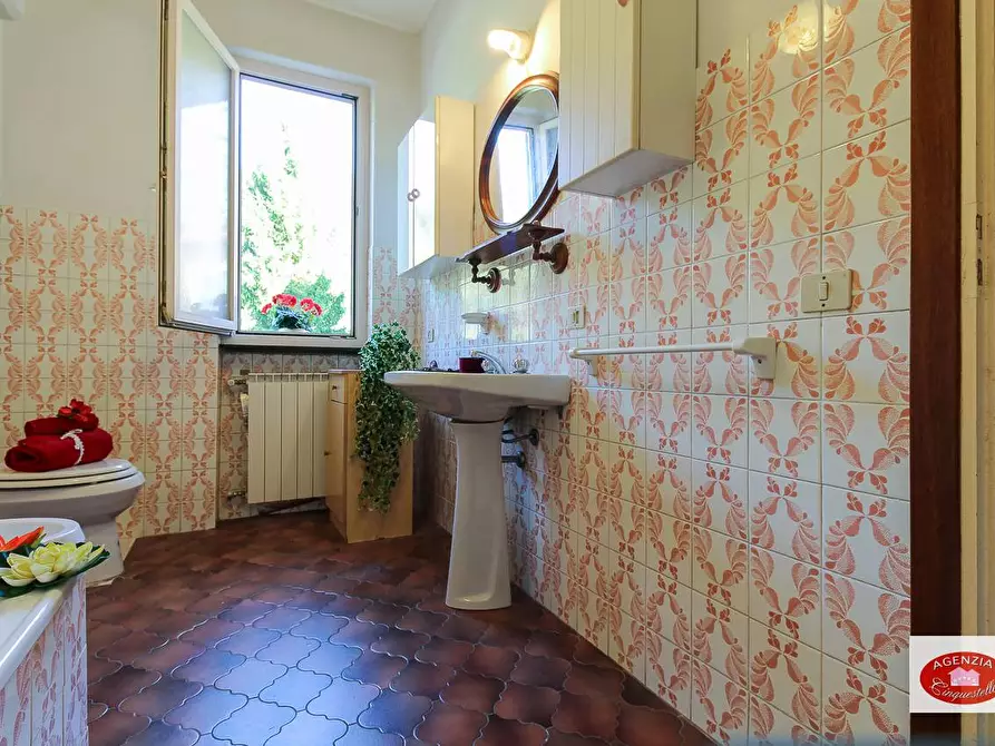 Immagine 9 di Villa in vendita  in Località Castellari a Stella