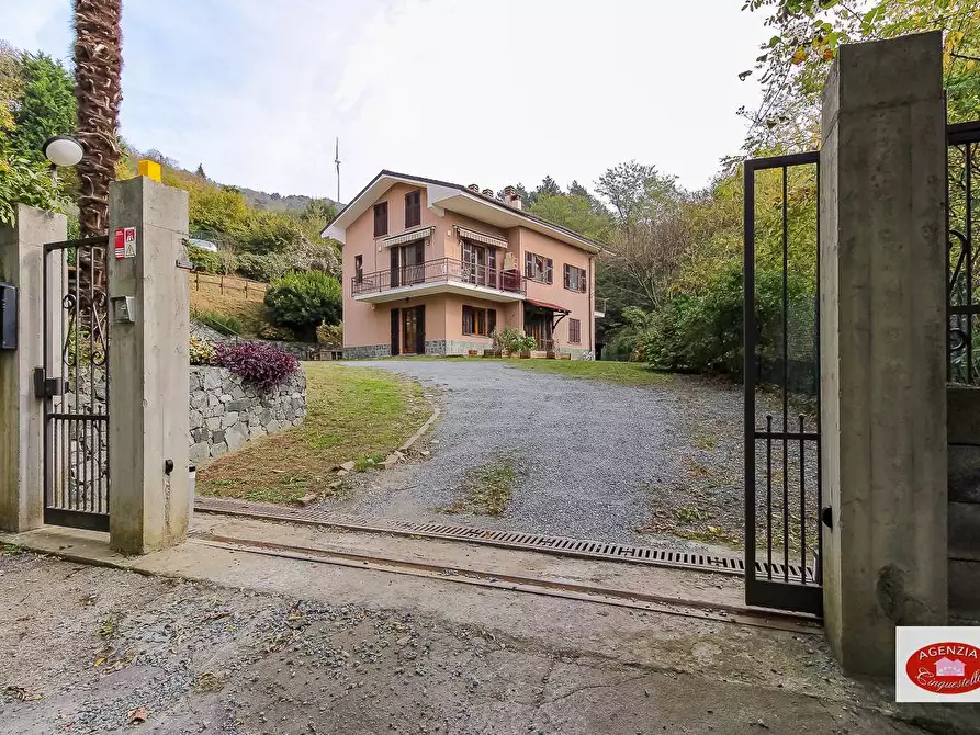 Immagine 3 di Casa bifamiliare in vendita  in Loc. Reverdita a Stella