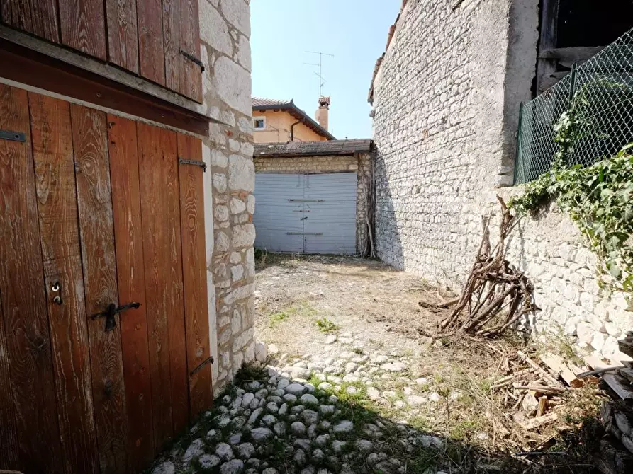 Immagine 27 di Casa indipendente in vendita  a Budoia