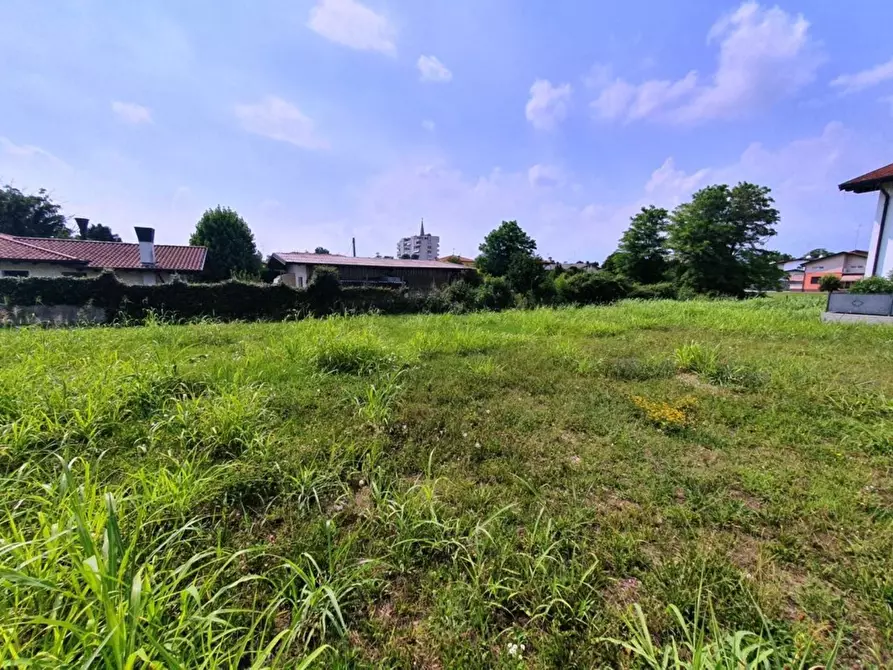 Immagine 1 di Terreno residenziale in vendita  a Cordenons