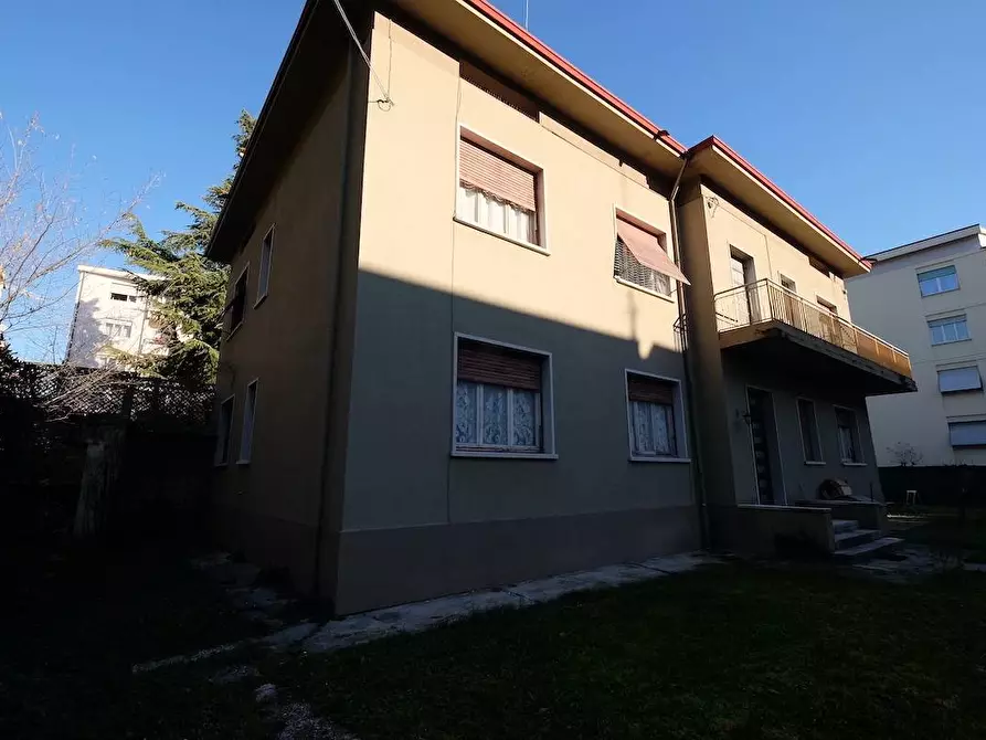 Immagine 12 di Casa indipendente in vendita  a Pordenone