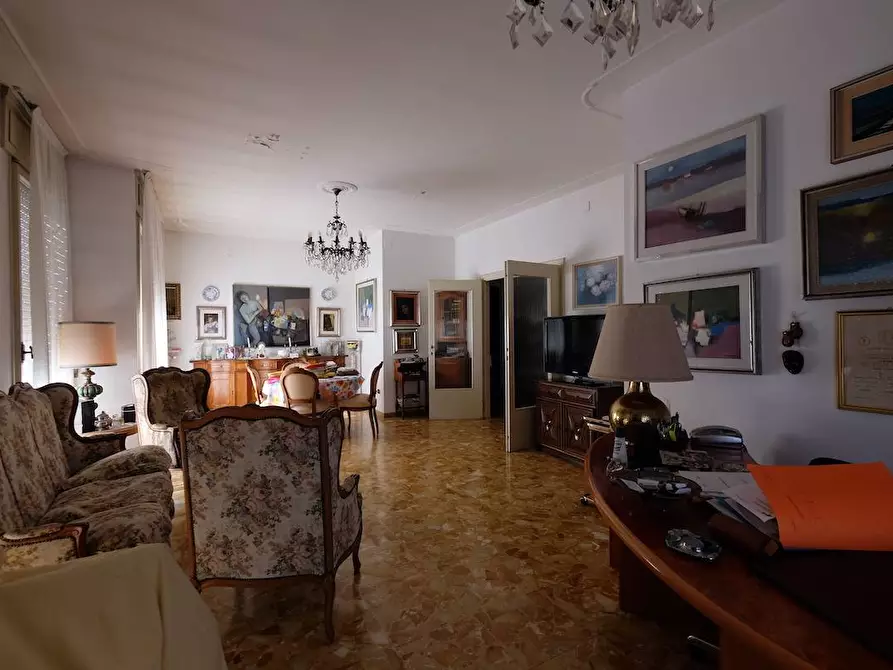 Immagine 8 di Appartamento in vendita  a Pordenone