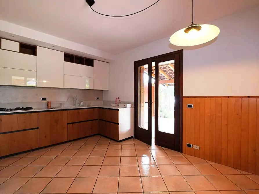 Immagine 7 di Villa in vendita  a Cordenons