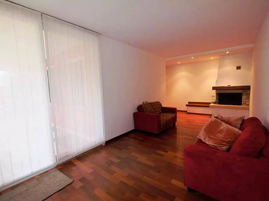 Immagine 10 di Villa in vendita  a Cordenons