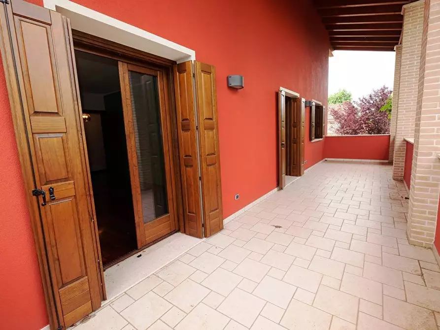 Immagine 18 di Villa in vendita  a Cordenons