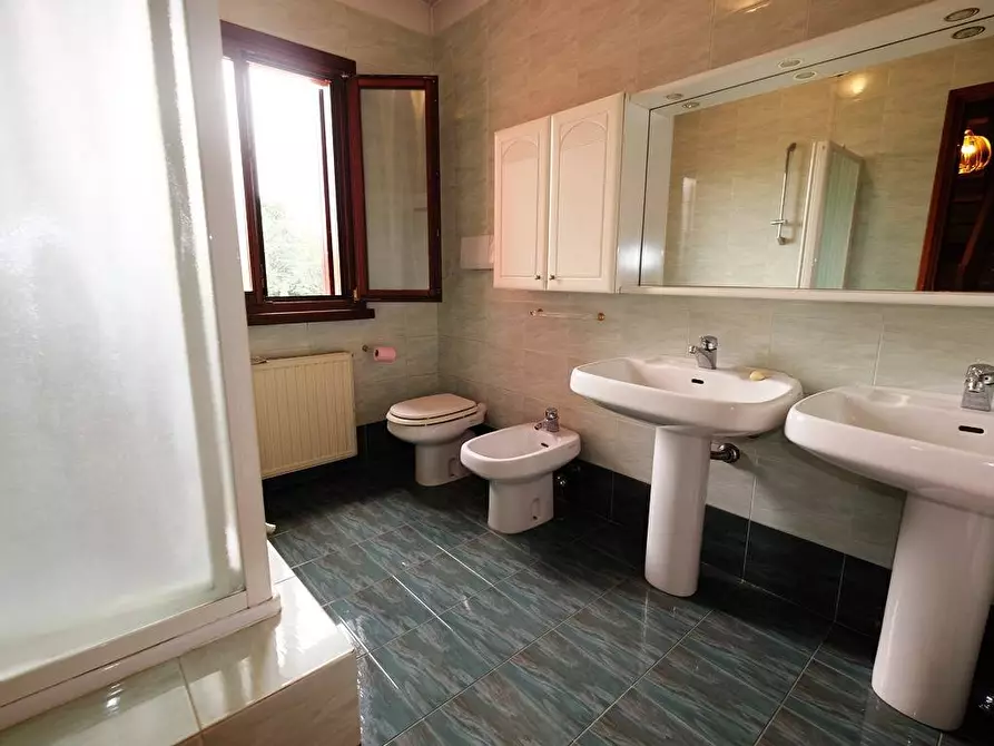 Immagine 23 di Villa in vendita  a Cordenons